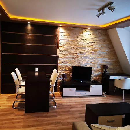 Apartment Apartman 104 Lux Zoned
