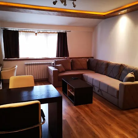 Apartman 104 Lux Zoned Apartment *